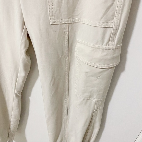 Banana Republic Slim Refined Stretch High Rise Cargo Pant Cream/White size 6 - Picture 6 of 15